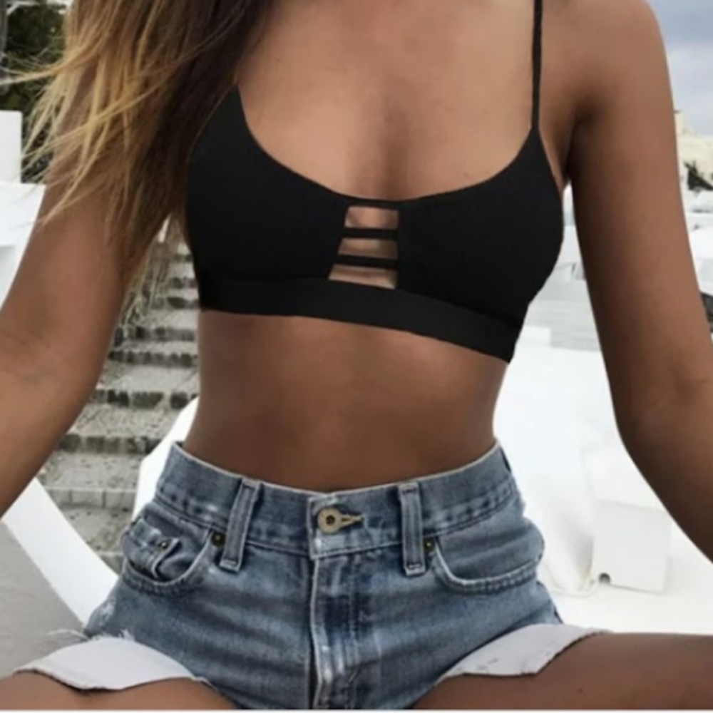 Tank top cropped vintage Sexy camisole/ swim top Ujena 84 size medium black.